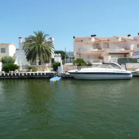 Casa Con Amarre Privado Ref 214 Vakantiehuis Empuriabrava